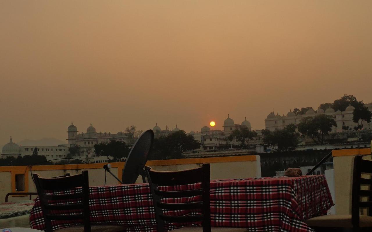 Mohan Villa Guest House Udaipur Buitenkant foto
