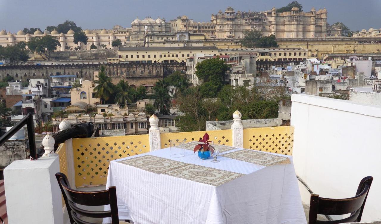 Mohan Villa Guest House Udaipur Buitenkant foto